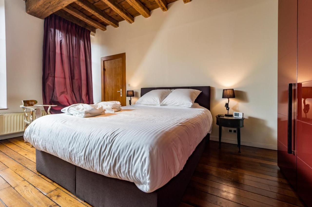 Charleville-Mézières Suite Mana Ohana - Luxe Et Authenticite A 2 Pas De La Place Ducale Avec Parking Prive מראה חיצוני תמונה