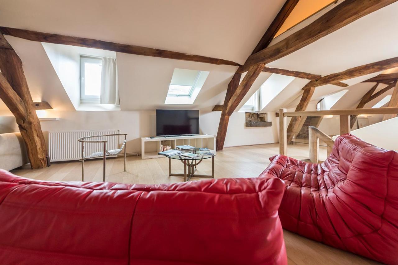 Charleville-Mézières Suite Mana Ohana - Luxe Et Authenticite A 2 Pas De La Place Ducale Avec Parking Prive מראה חיצוני תמונה